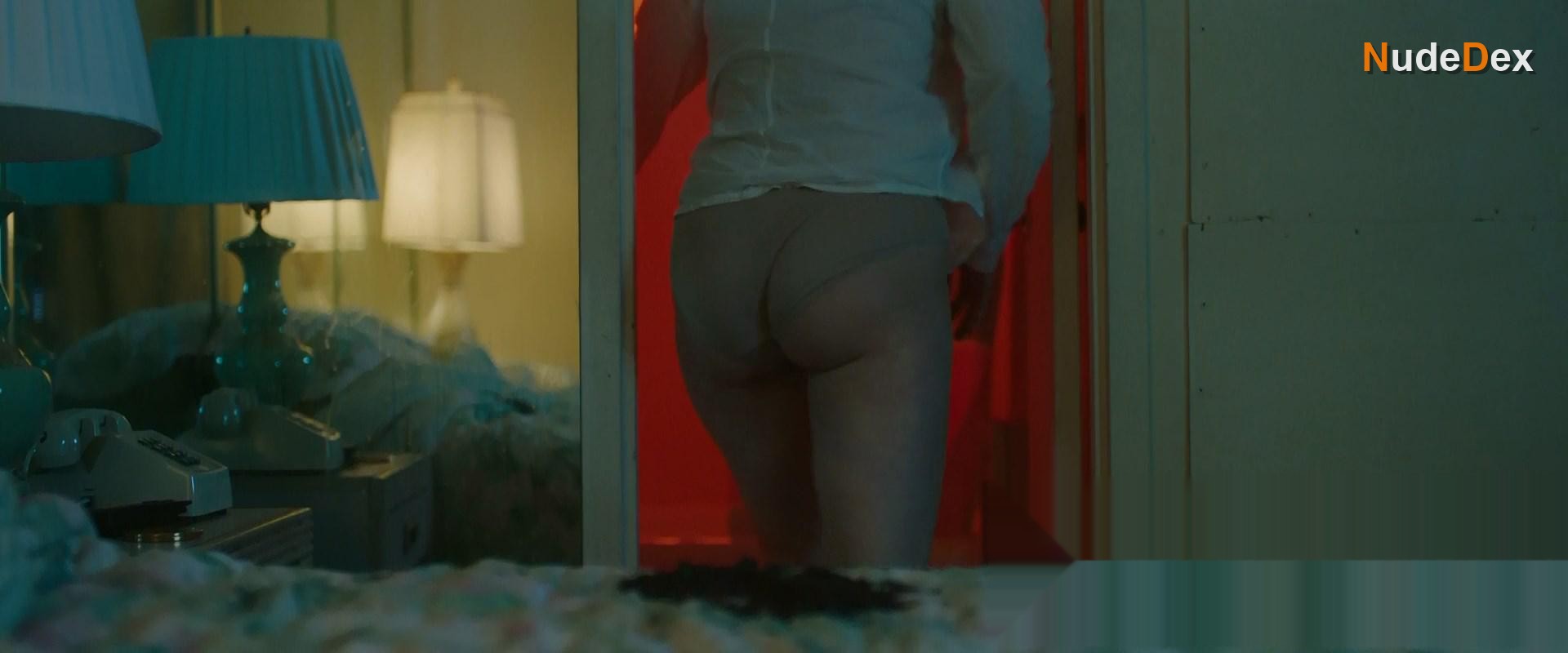 Haley Bennett in Swallow, photo 7