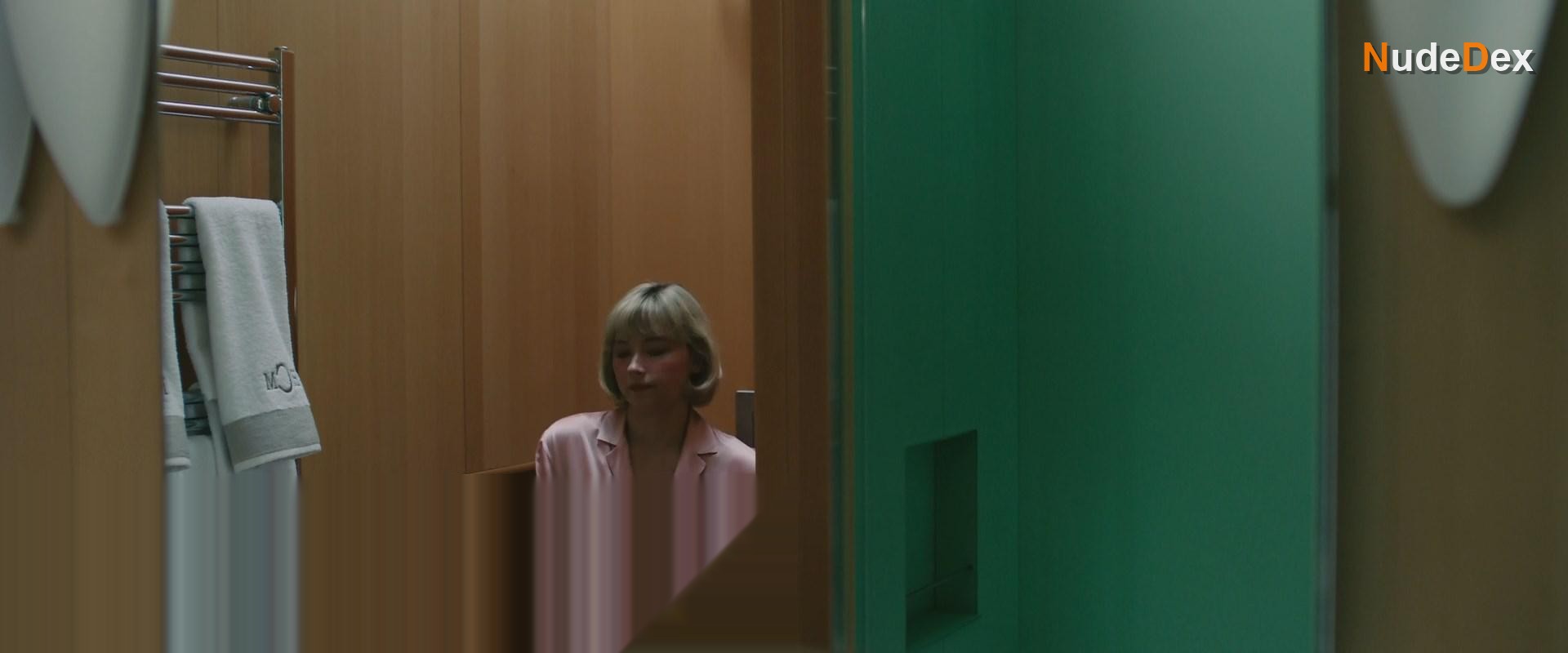 Haley Bennett in Swallow, photo 10