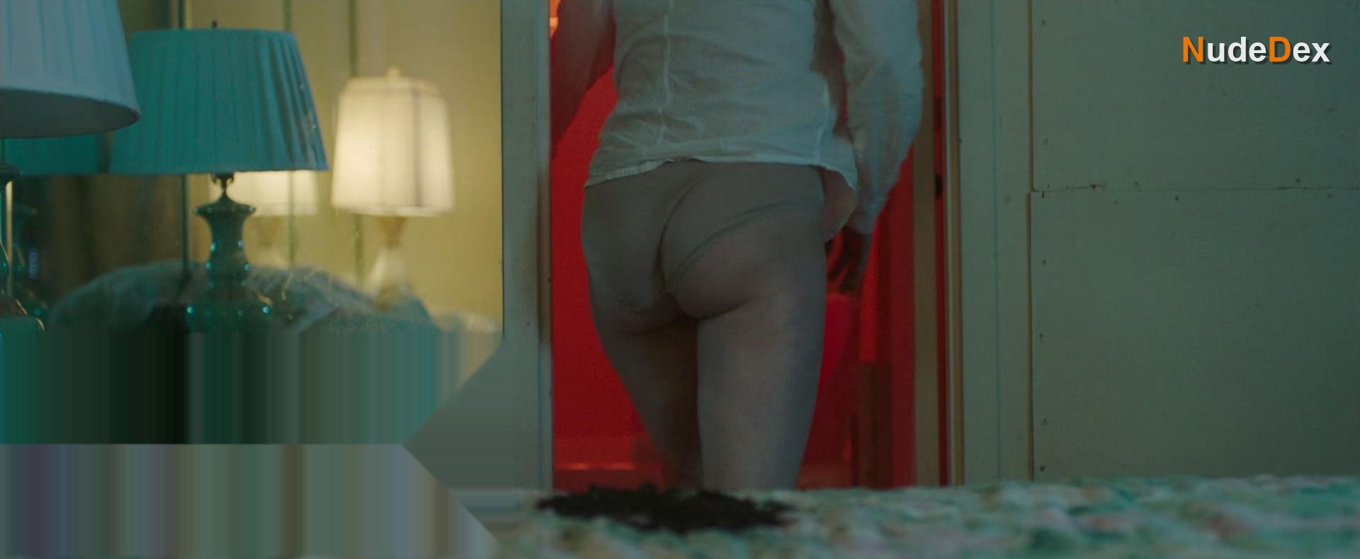 Haley Bennett in Swallow, photo 20