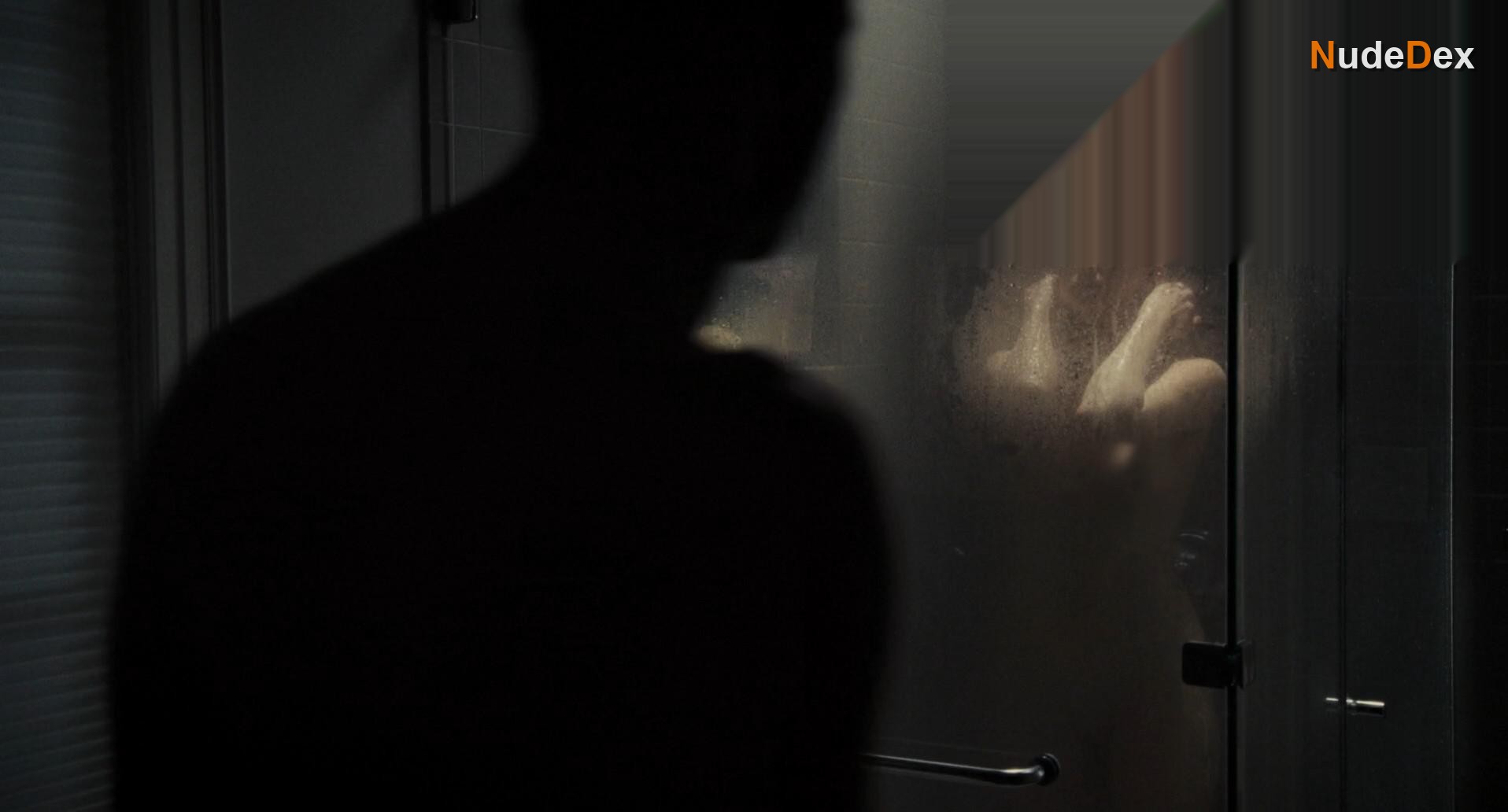 The Girl On The Train in The Girl On The Train, photo 2