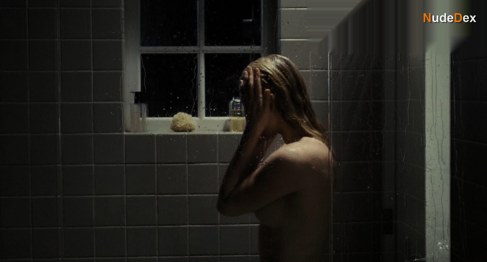 The Girl On The Train in The Girl On The Train, photo 5