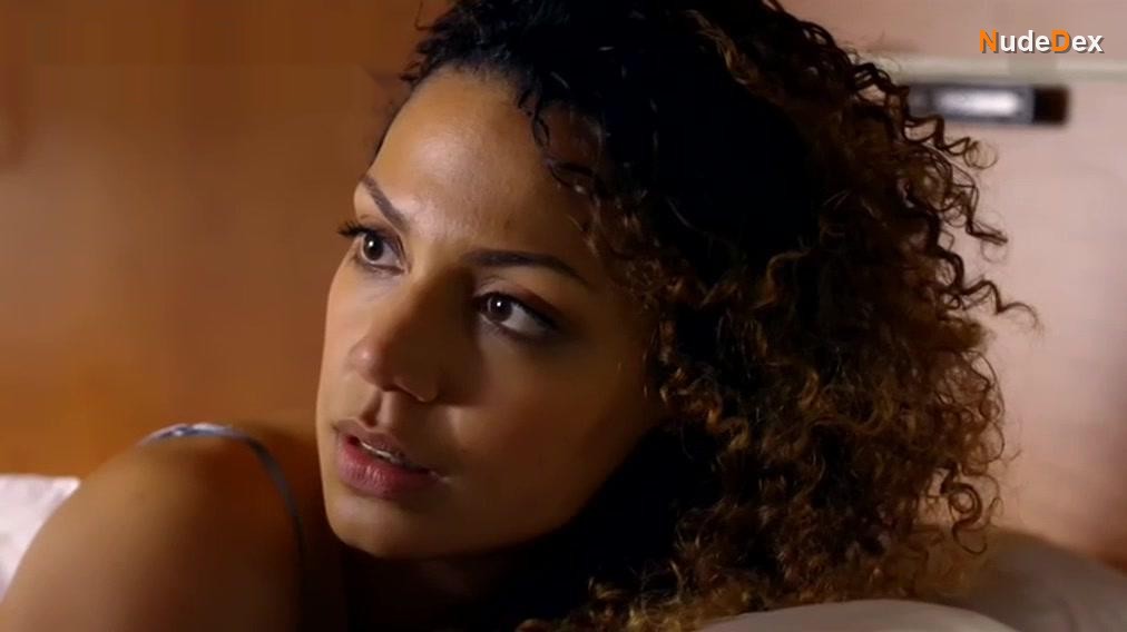 Haley Louise Jones in Einstein, photo 7