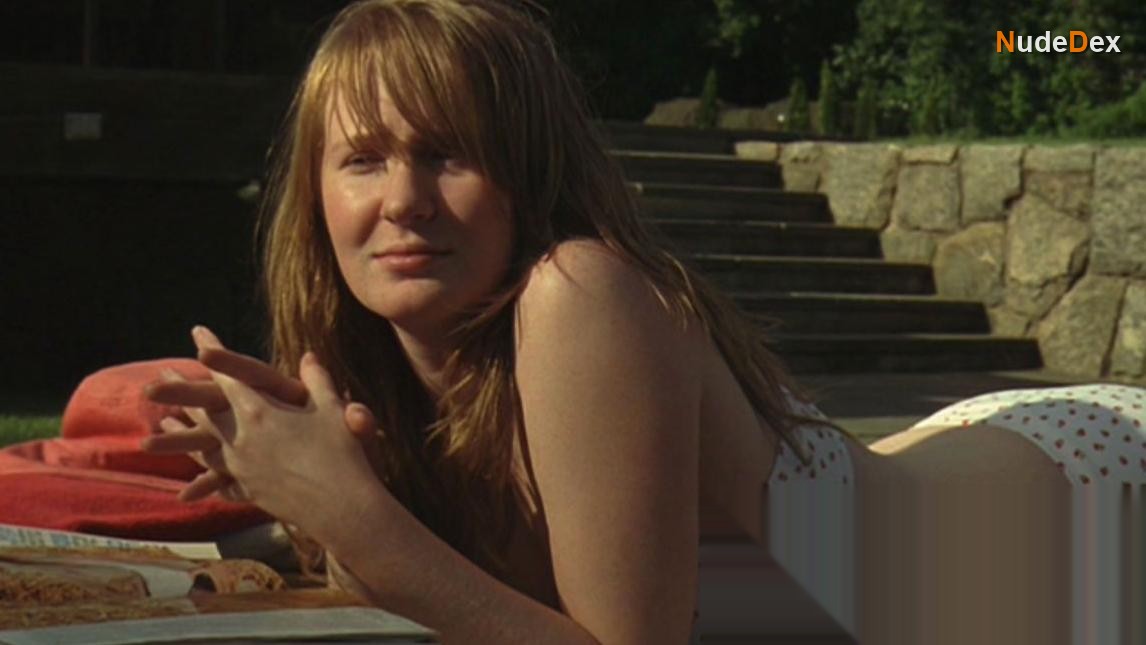 Halley Feiffer in Margot At The Wedding, photo 2