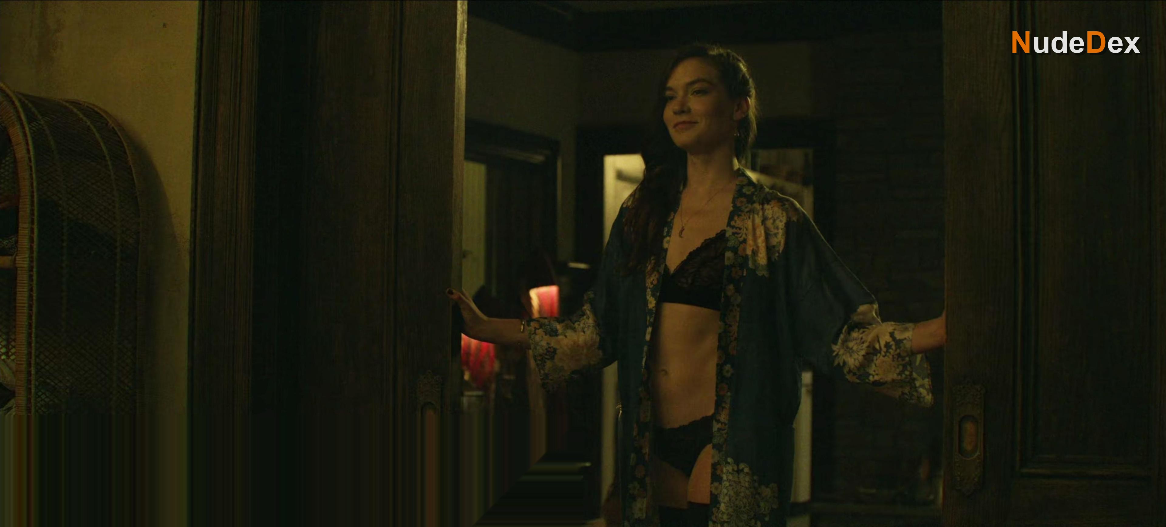 Hannah Gross in The Sinner