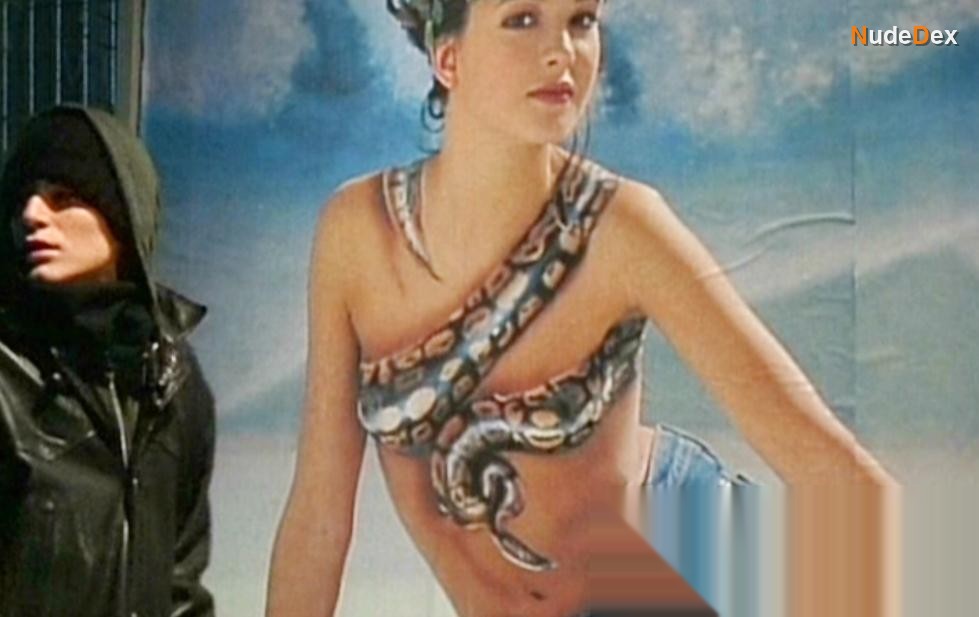 Hannah Herzsprung in Aus Heiterem Himmel, photo 9