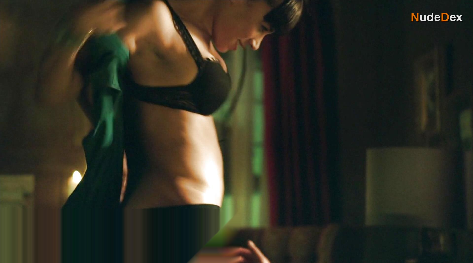 Hannah John-kamen in Killjoys, photo 16