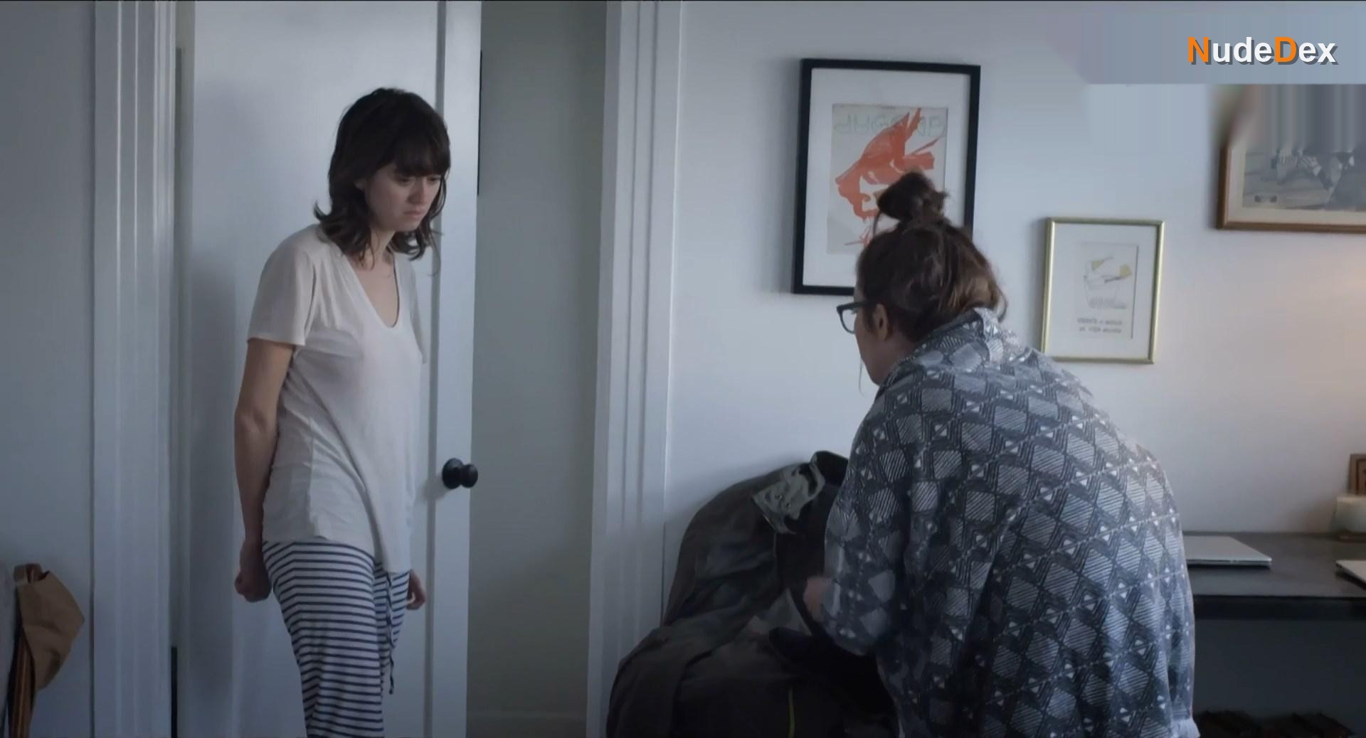 Hannah Pearl Utt in Partners, photo 5