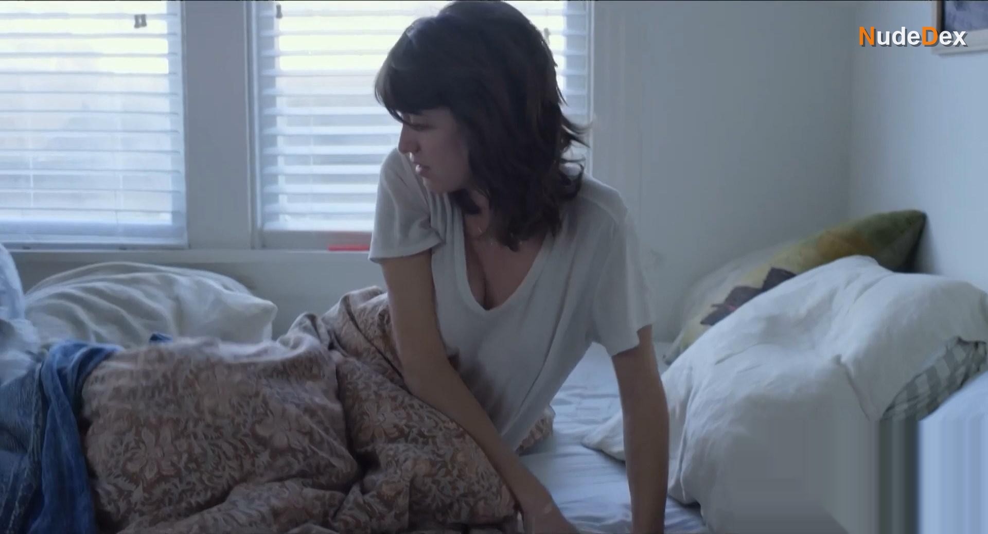 Hannah Pearl Utt in Partners, photo 8