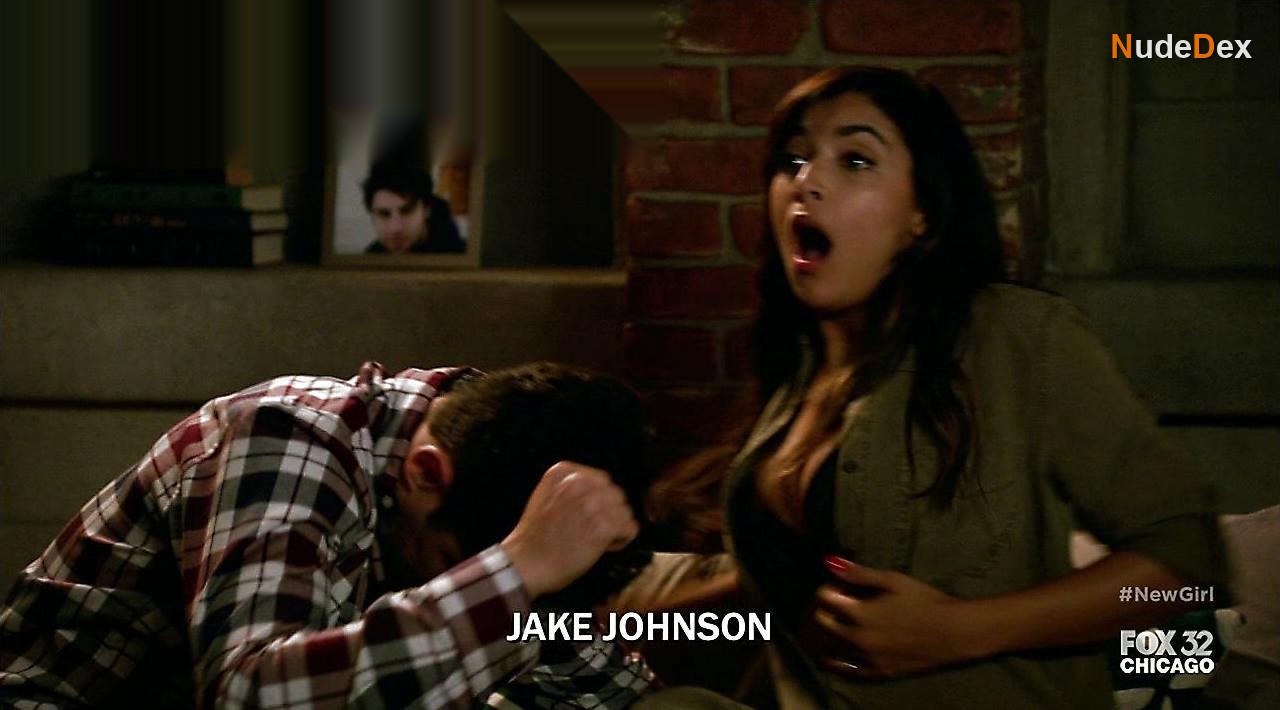 Hannah Simone in New Girl, photo 18