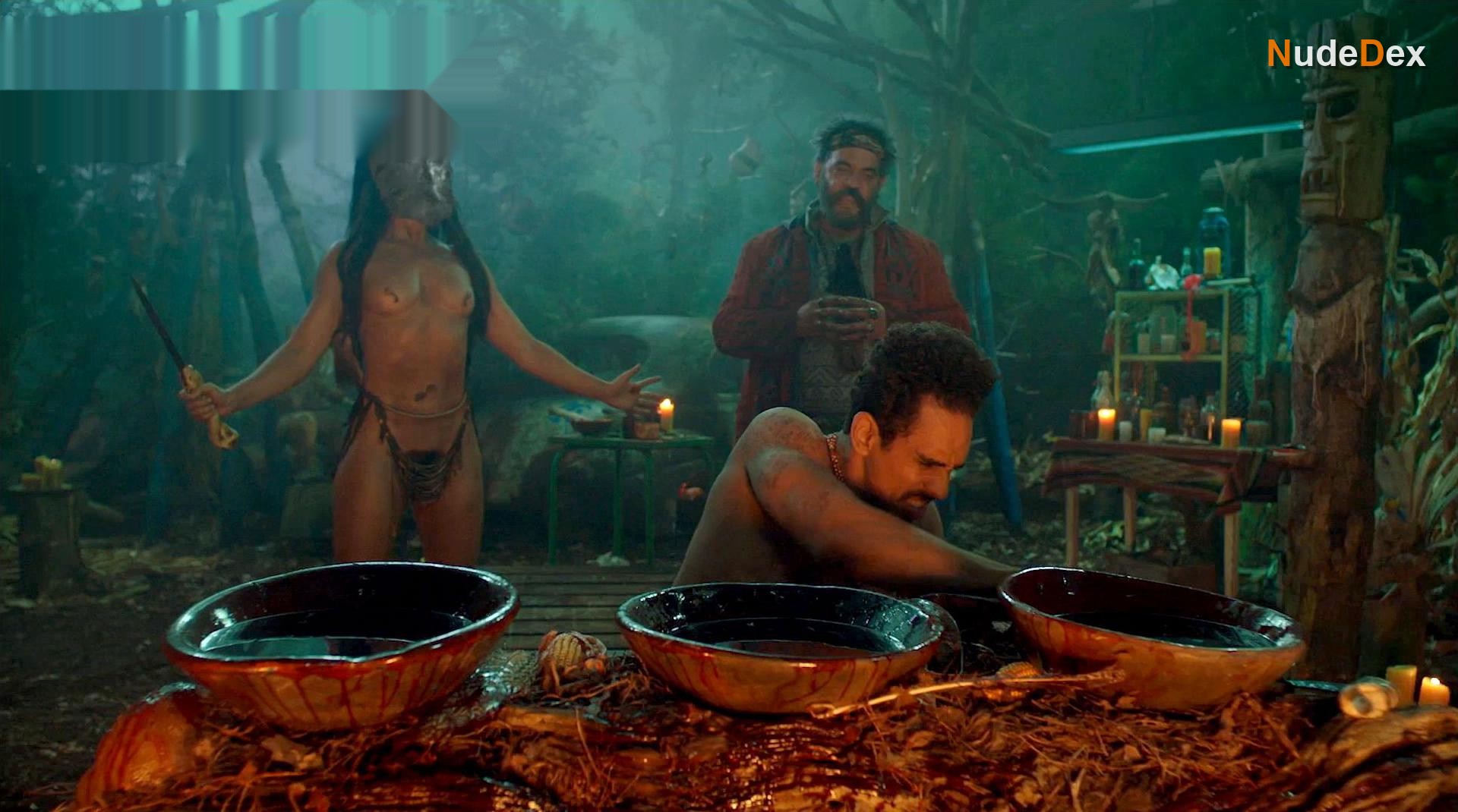 Hannah Tasker-poland in Ash Vs Evil Dead, photo 13