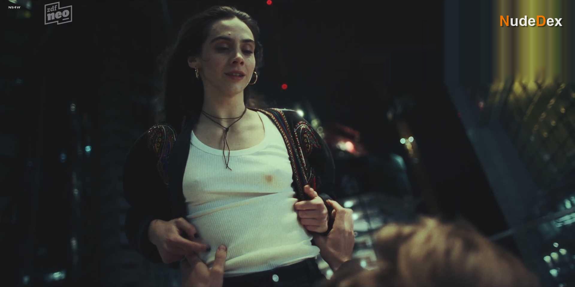 Havana Joy Josephine Braun in Love Sucks, photo 5