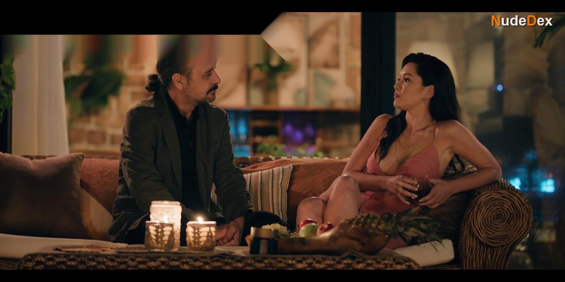 Hazal Subasi in 10 Days Of A Curious Man, photo 17