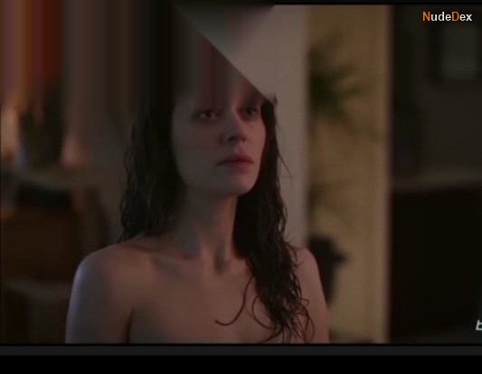 Hazal Turesan in A True Gentleman, photo 4