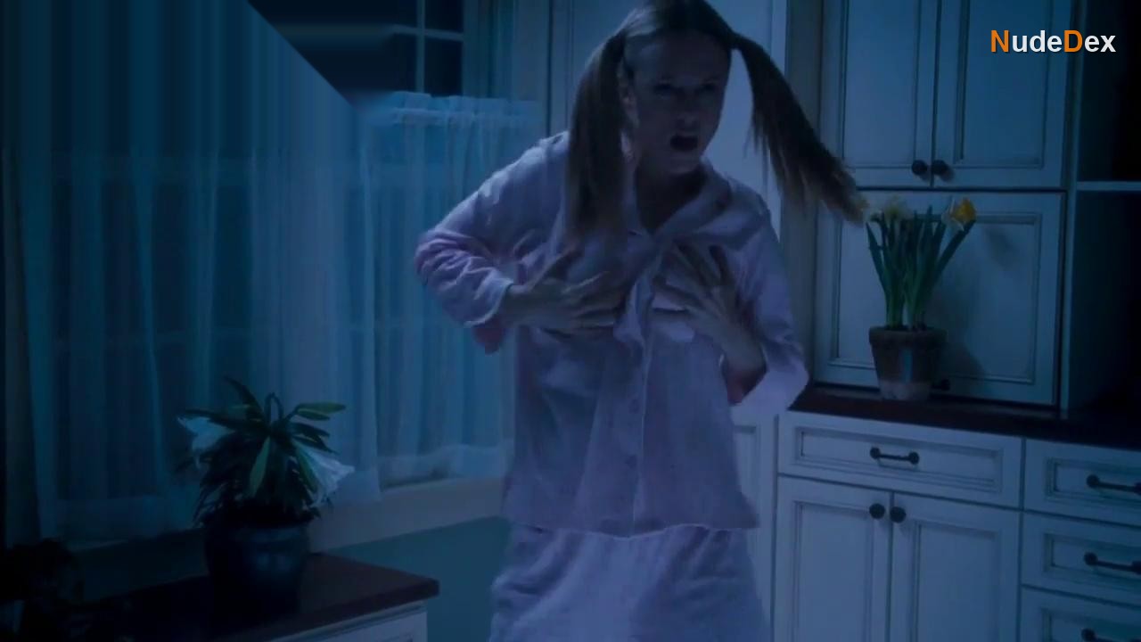 Heather Graham in Baby On Board, photo 16