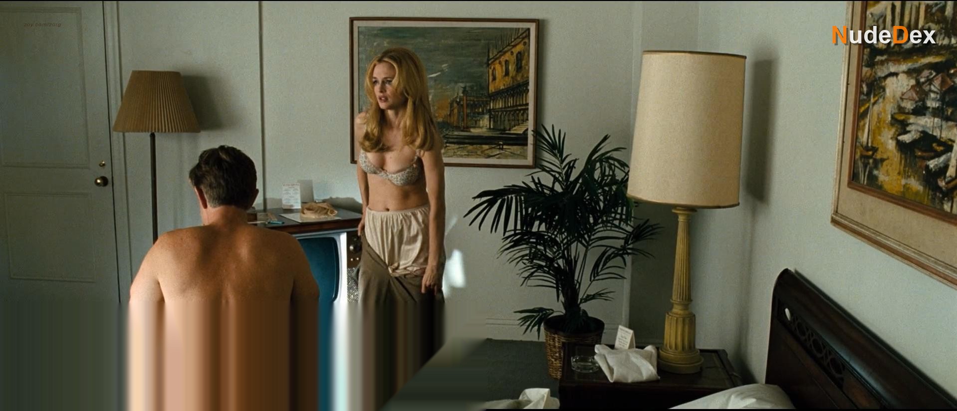 Heather Graham in Bobby, photo 1