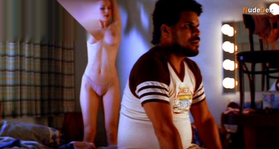 Heather Graham in Boogie Nights, photo 12