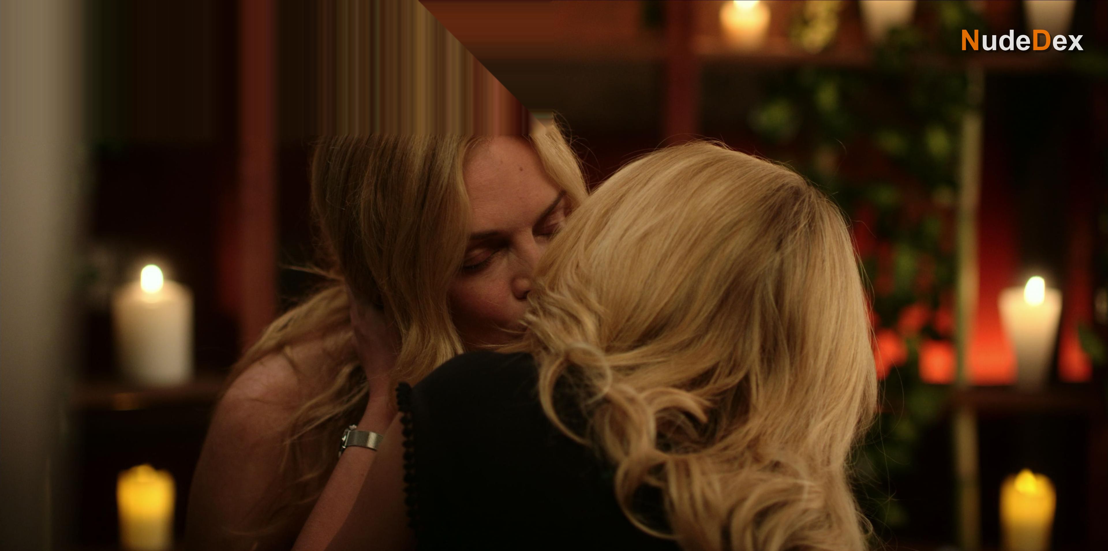 Heather Graham in Californication
