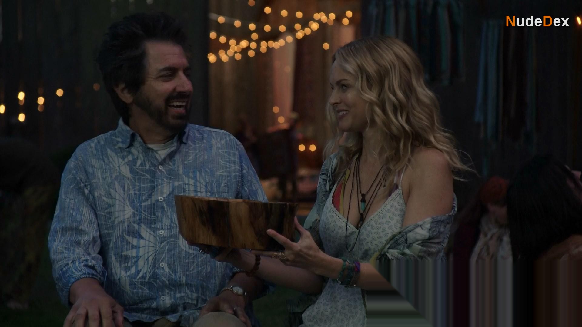 Sara Elizabeth Ryan in Get Shorty