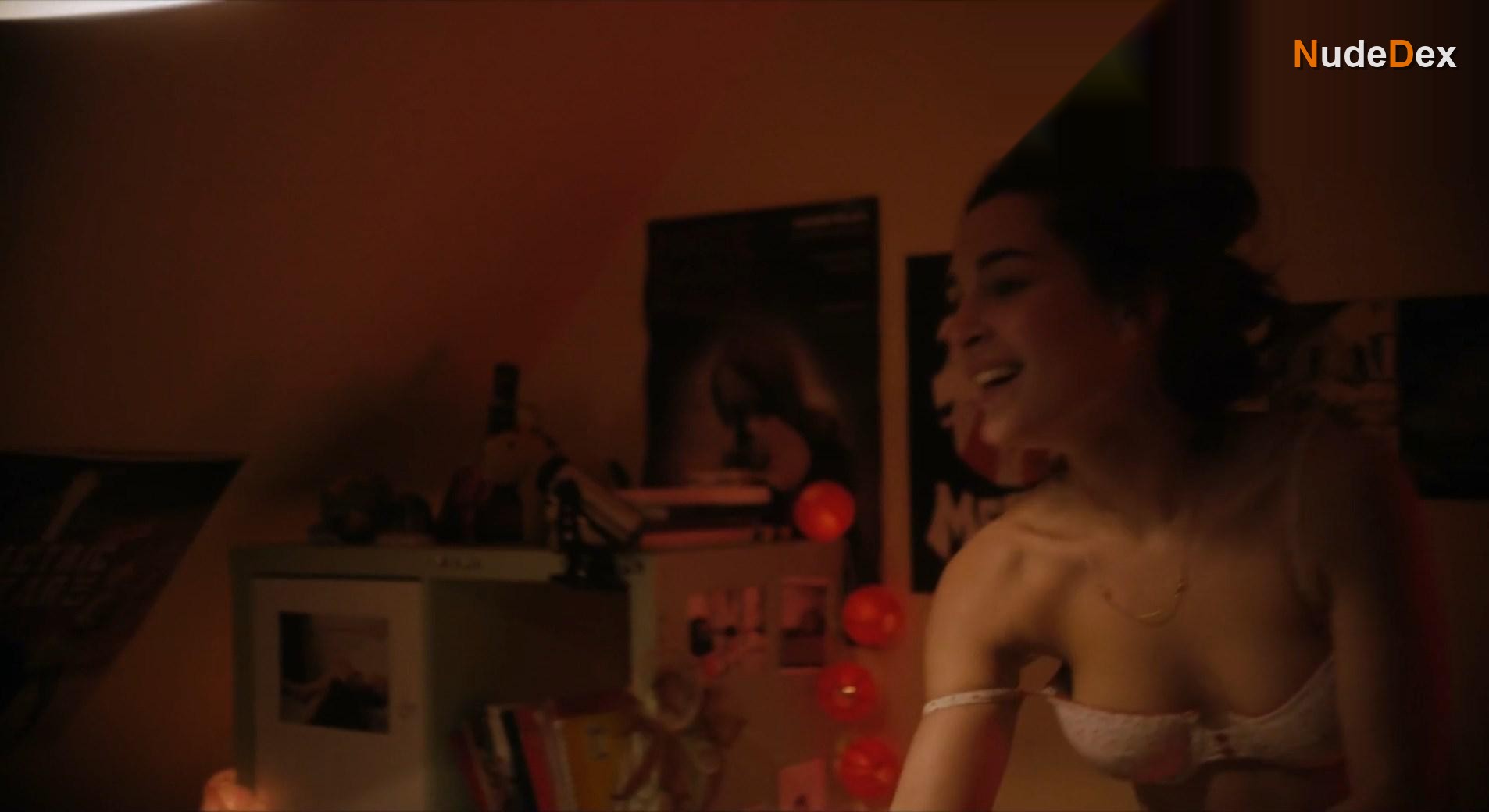 Helene Kuhn in Marianne, photo 1