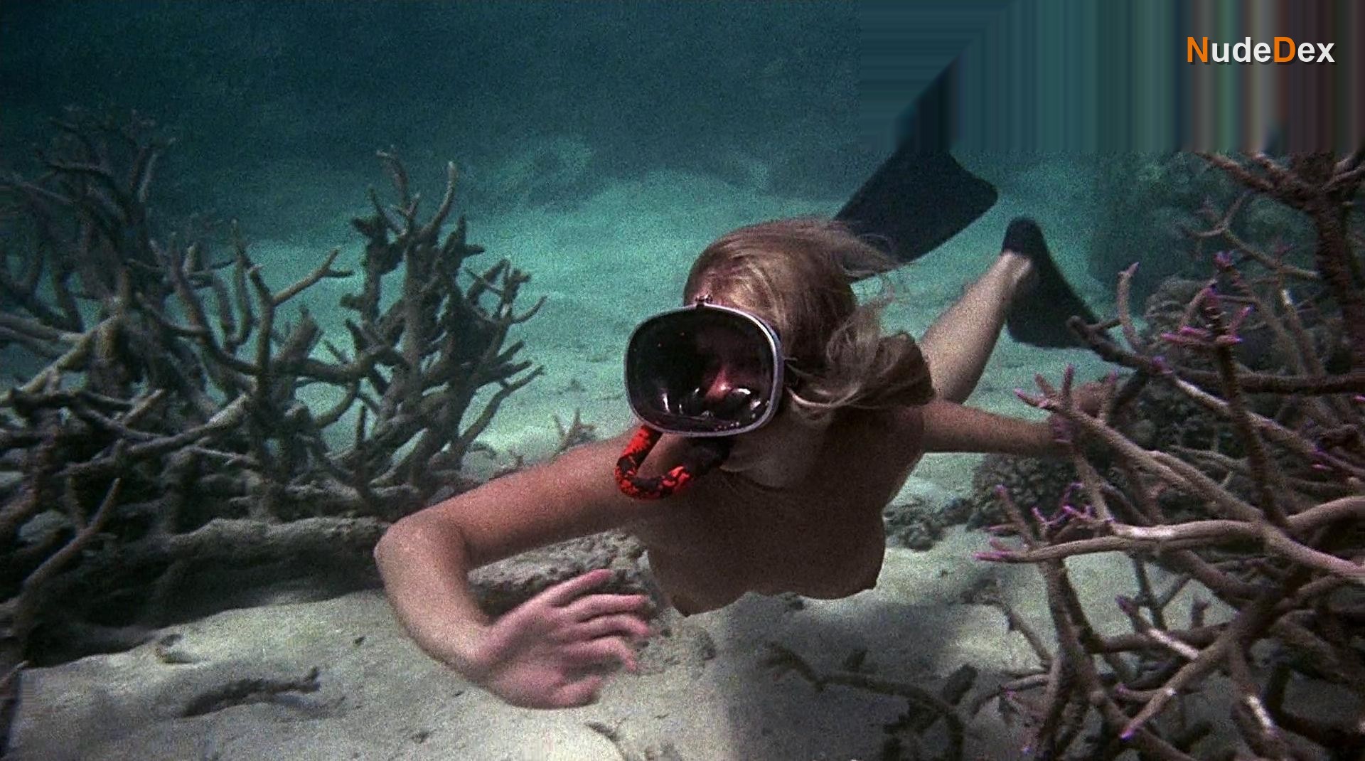 Helen Mirren in Age Of Consent, photo 45