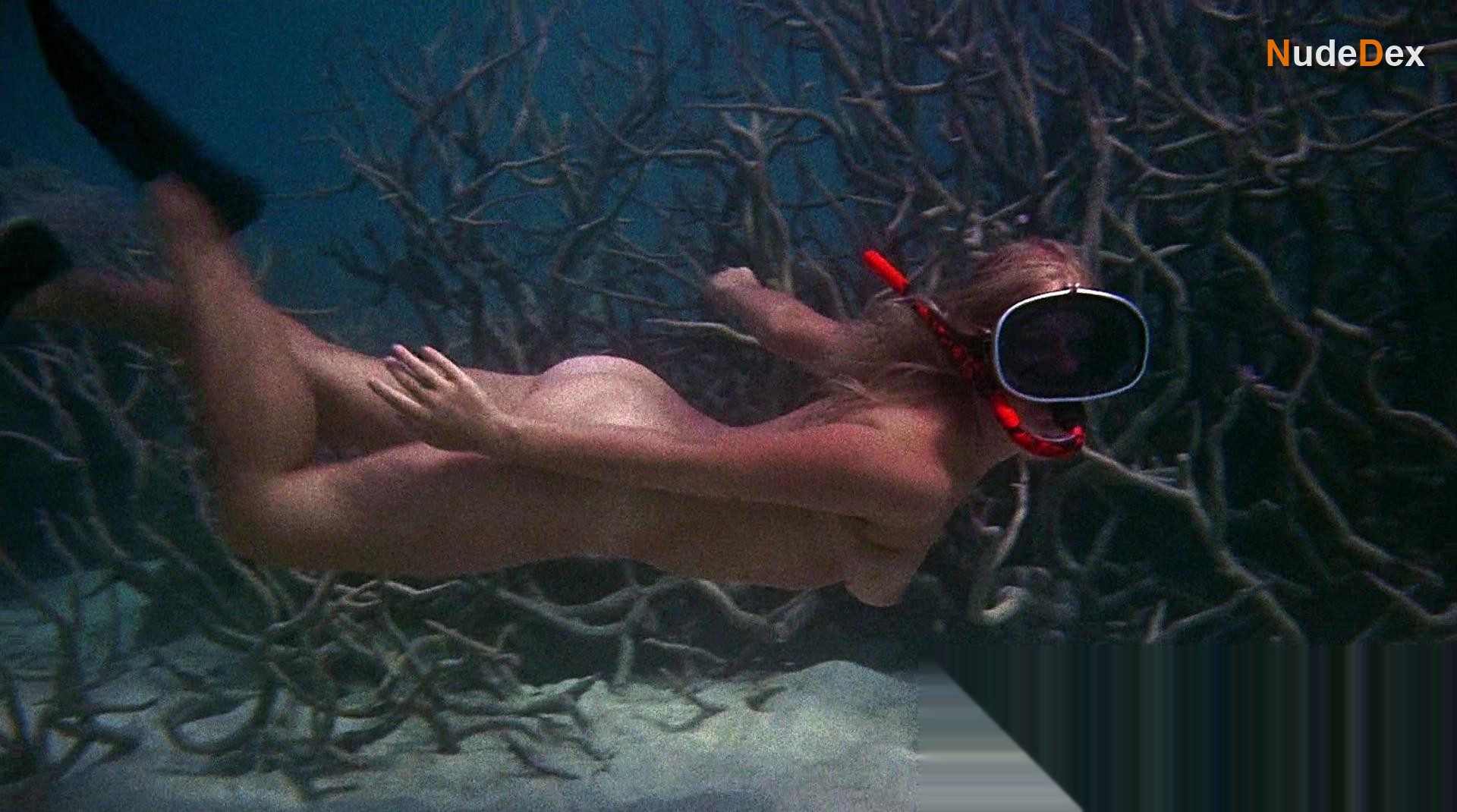 Helen Mirren in Age Of Consent, photo 46