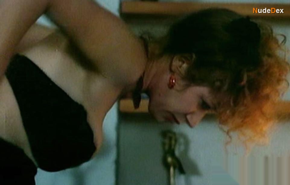 Hussy in Hussy, photo 9