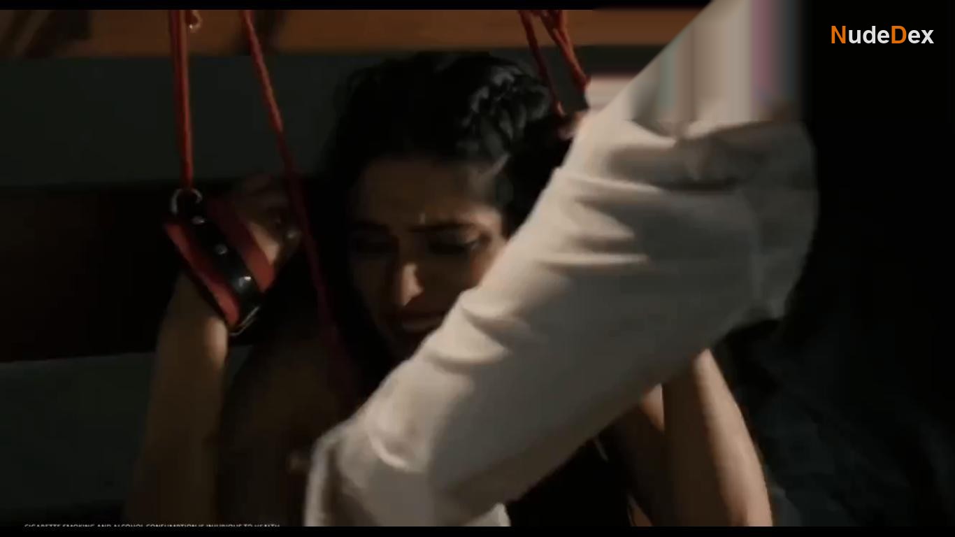 Hritu Zee in Games Of Karma, photo 15