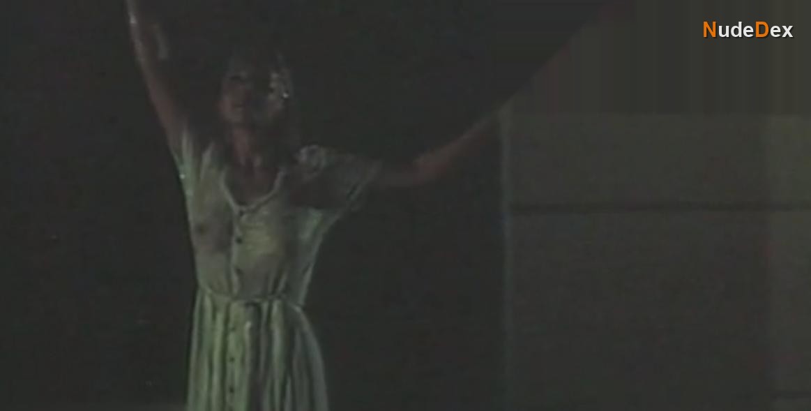Ilona Belyaeva in Goryachaya Tochka, photo 1