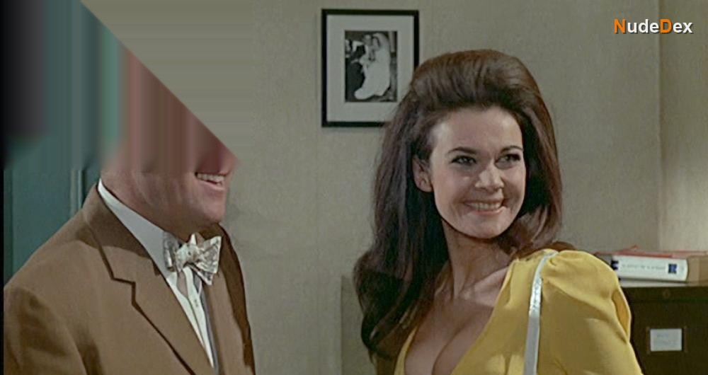 Imogen Hassall in Carry On Loving, photo 2