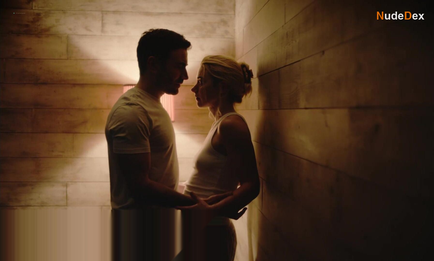 Imogen Poots in All Of You, photo 12