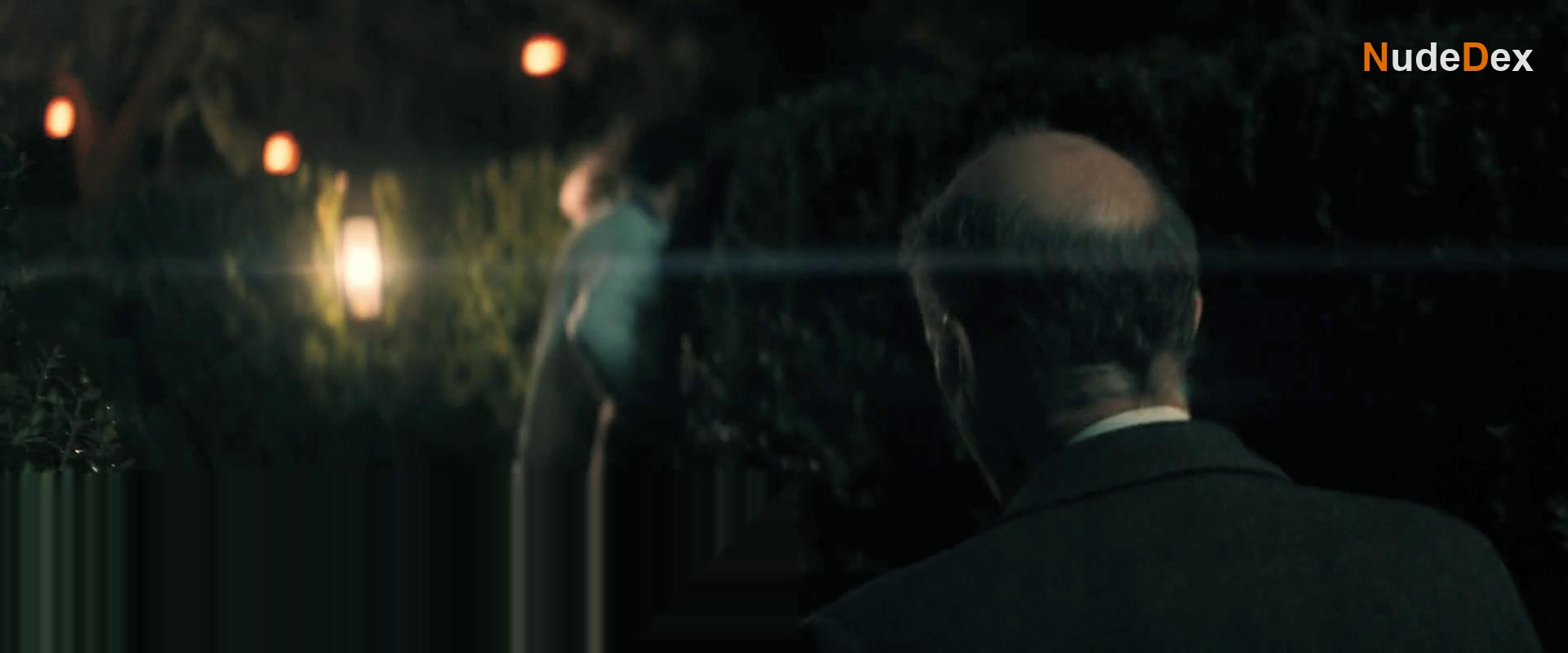 Imogen Poots in Hedda, photo 2