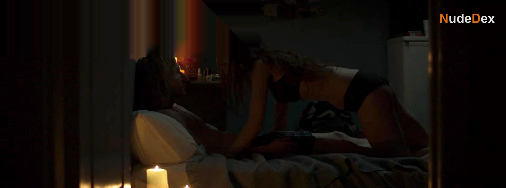 India Eisley in Adolescence, photo 11