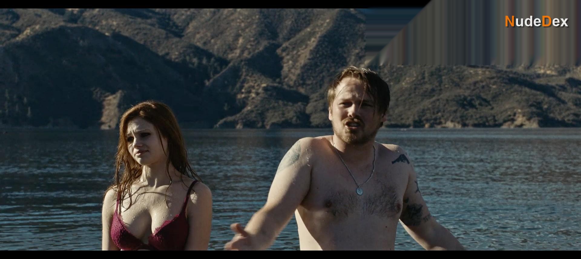 India Eisley in American Outlaws, photo 1