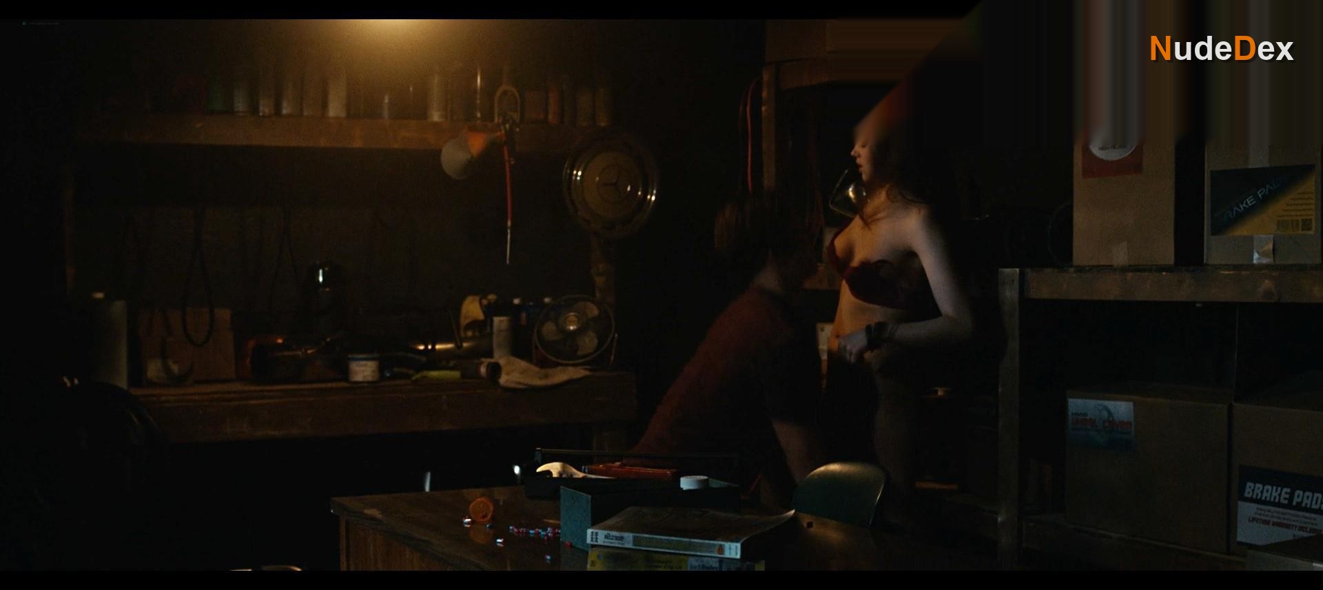 India Eisley in American Outlaws, photo 2