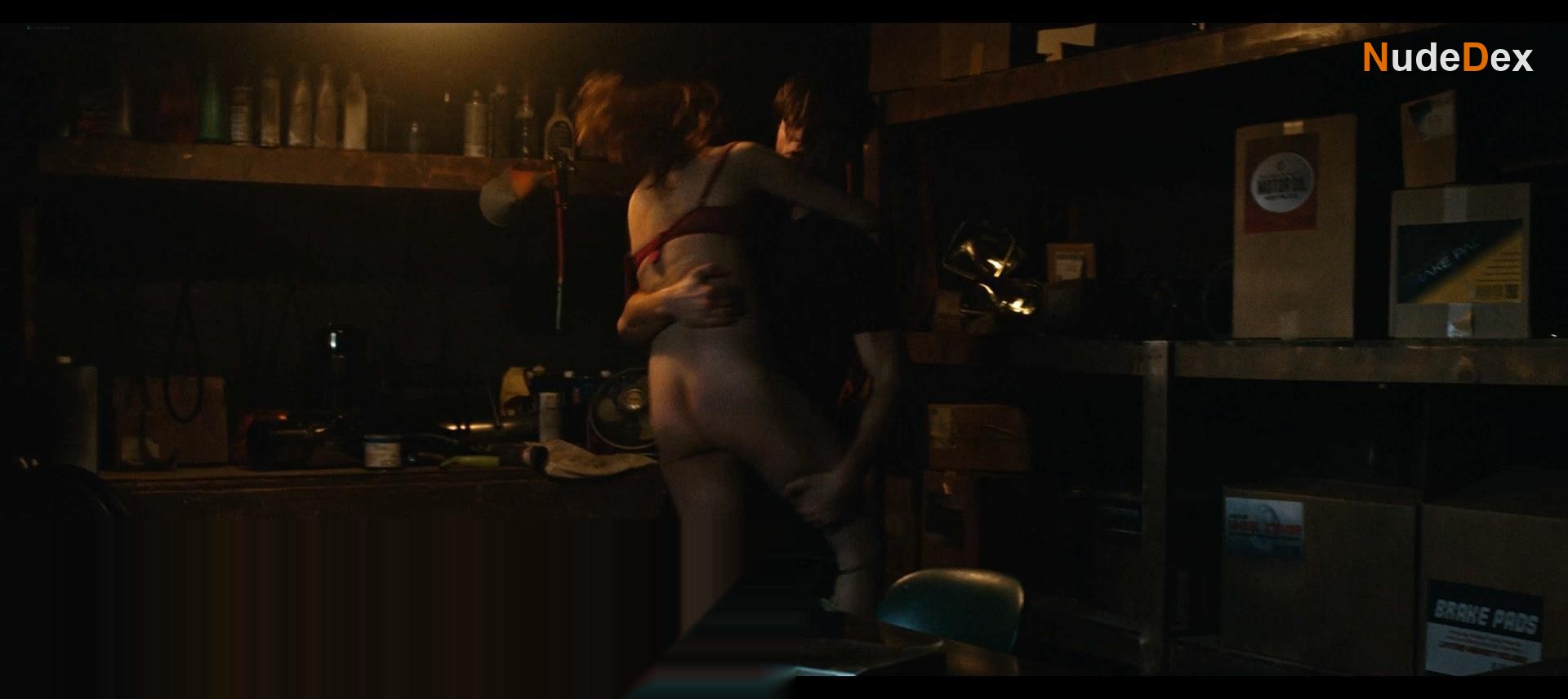 India Eisley in American Outlaws, photo 3