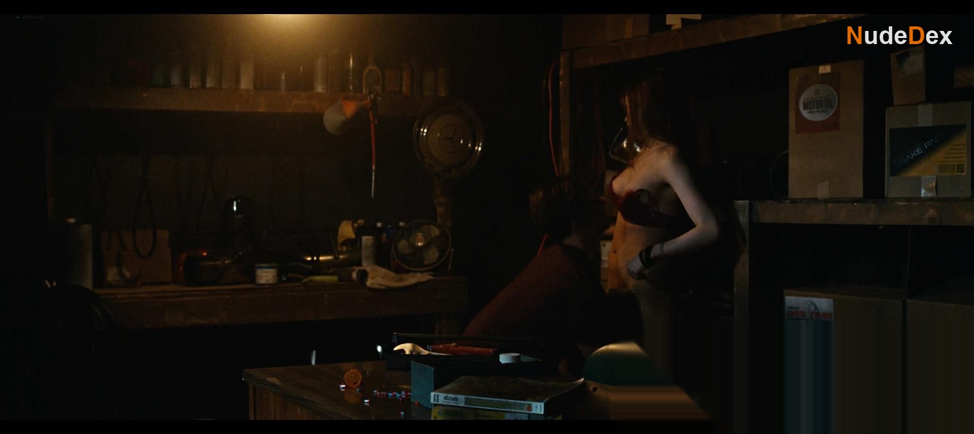 India Eisley in American Outlaws, photo 8