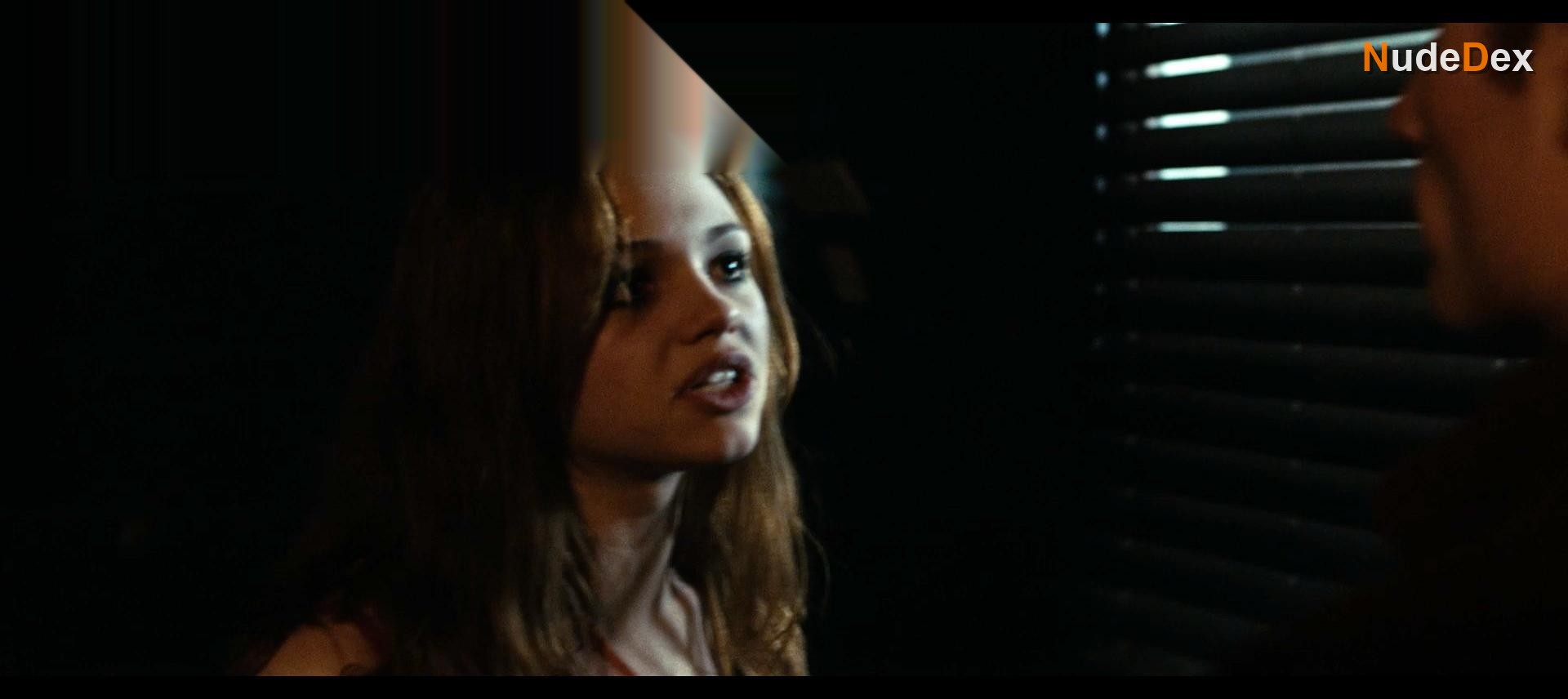India Eisley in American Outlaws, photo 9