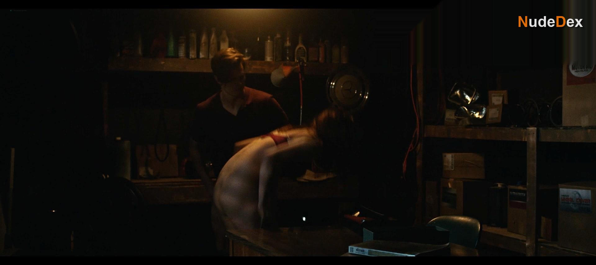 India Eisley in American Outlaws, photo 14