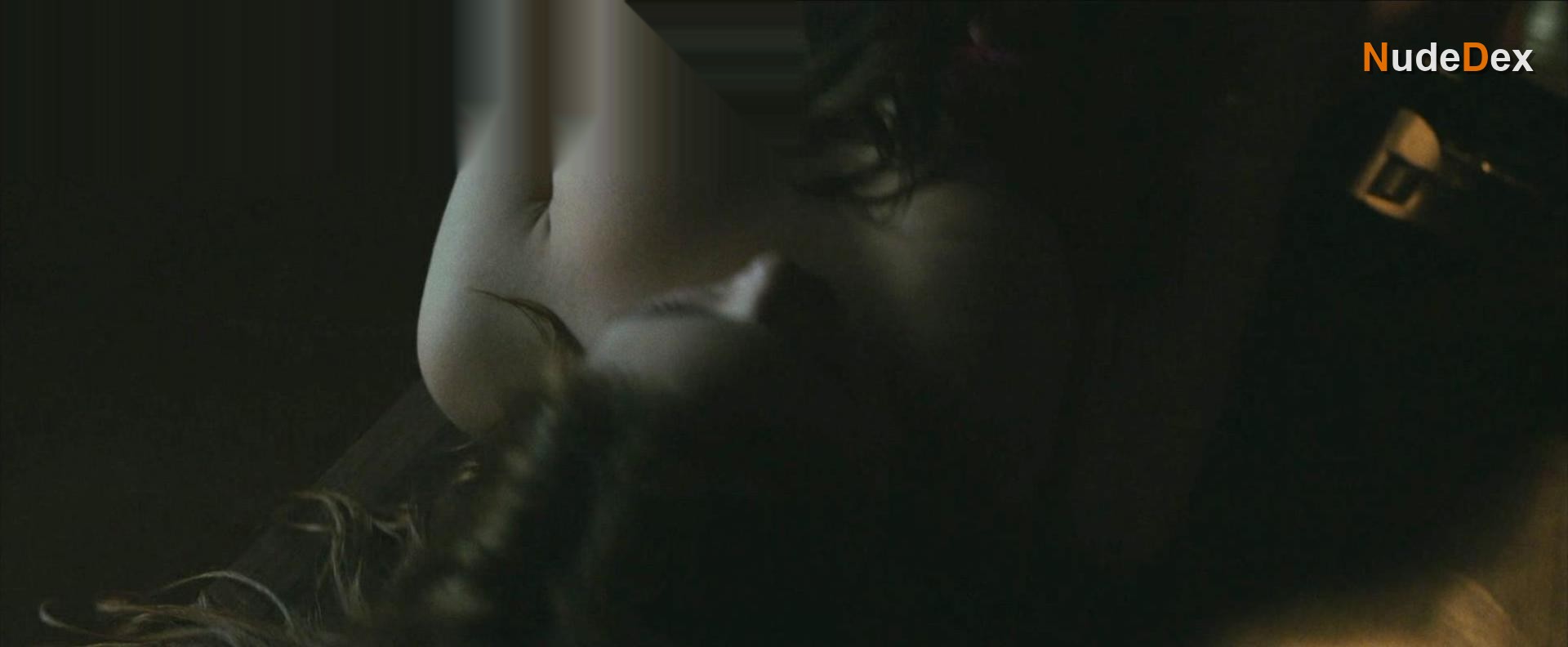 India Eisley in American Outlaws, photo 16
