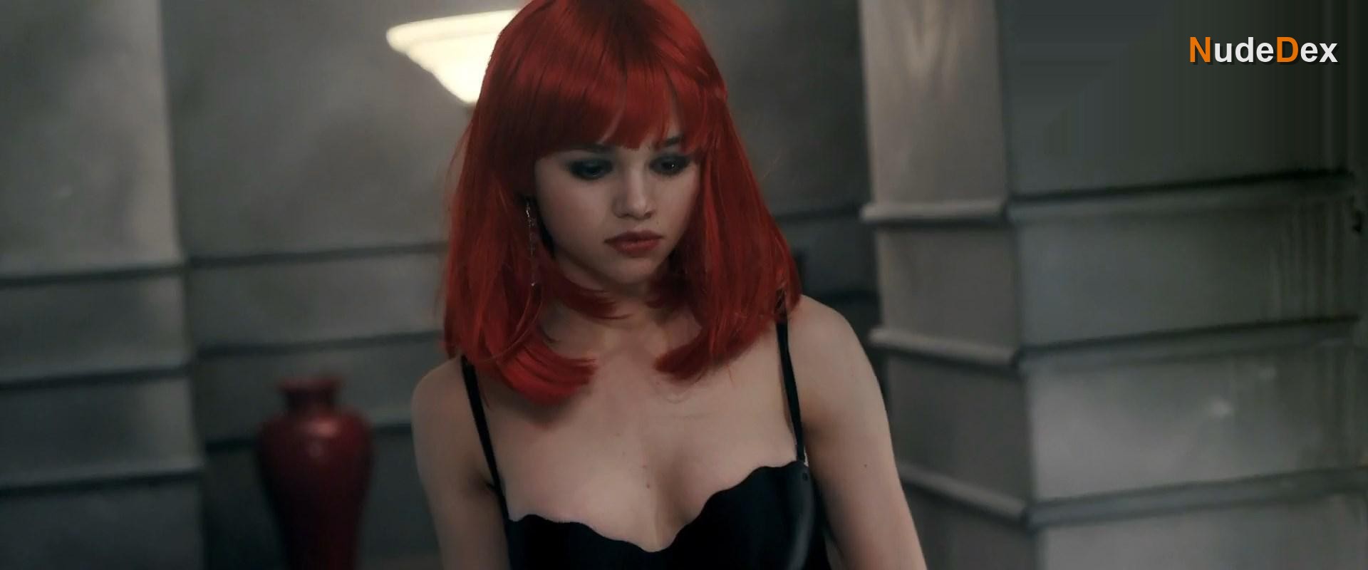 India Eisley in Kite, photo 4