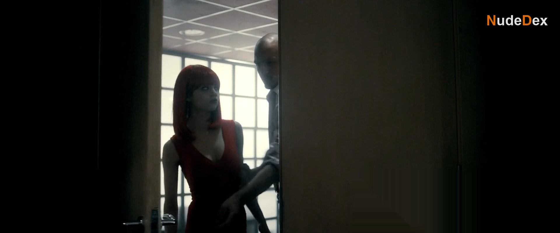 India Eisley in Kite, photo 9