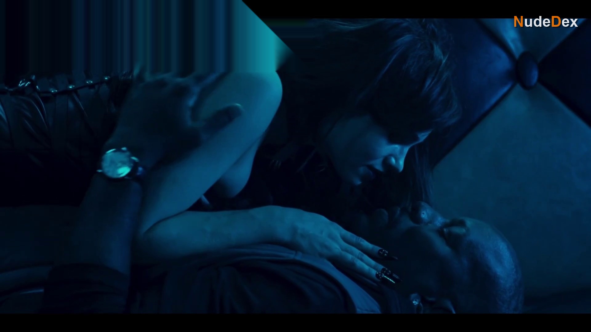 India Eisley in Vampires Of The Velvet Lounge, photo 3