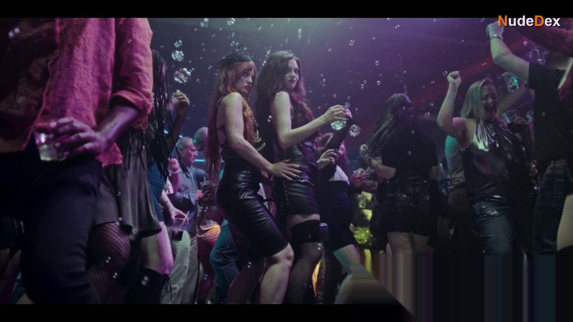 India Eisley in Vampires Of The Velvet Lounge, photo 5