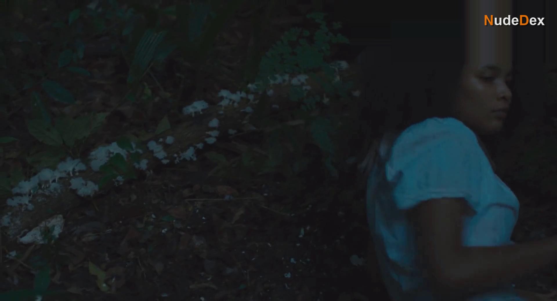 Indira Rubie Andrewin in Tragic Jungle, photo 12