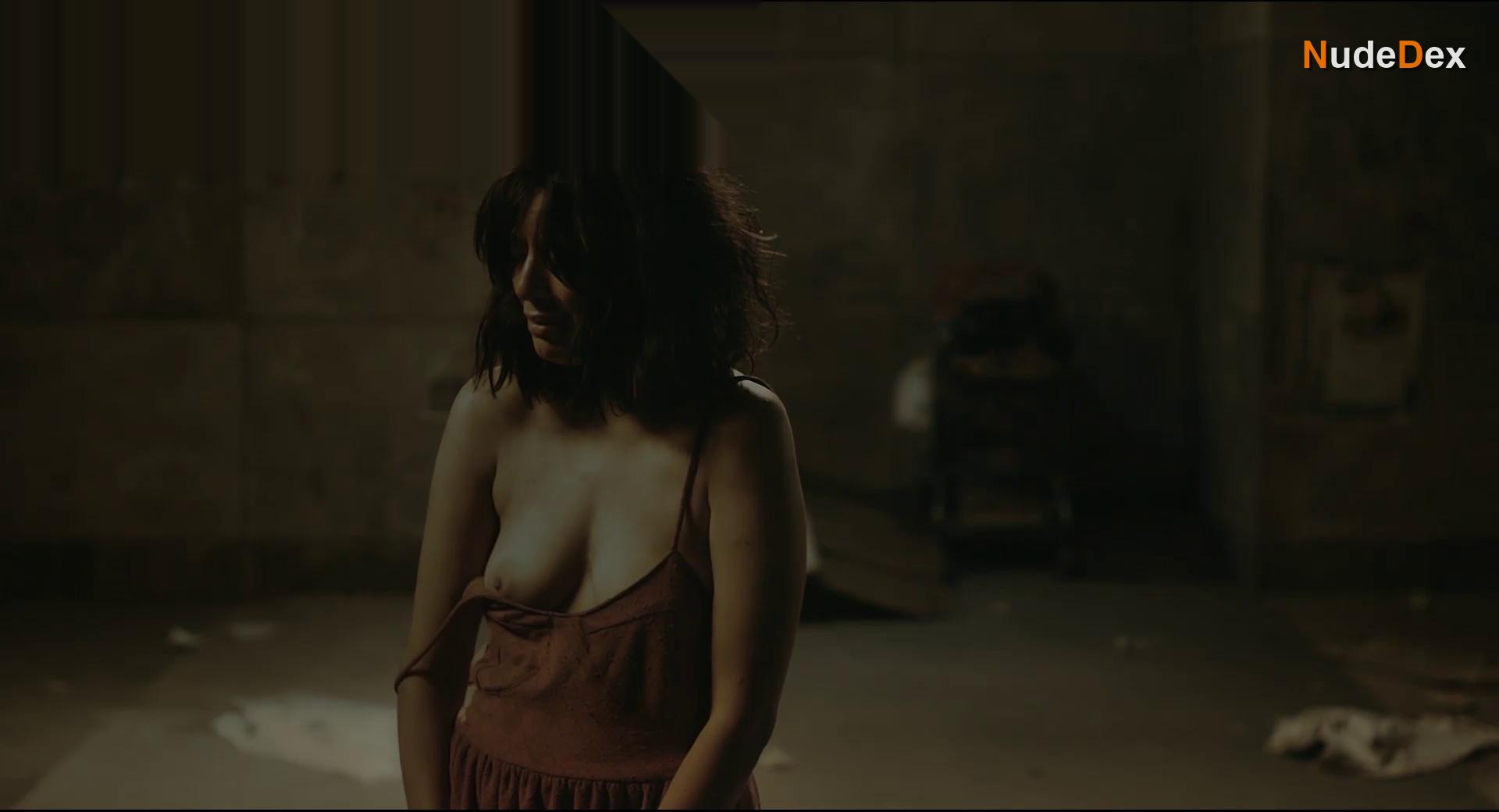 Indira Saturno in Little Histories, photo 8