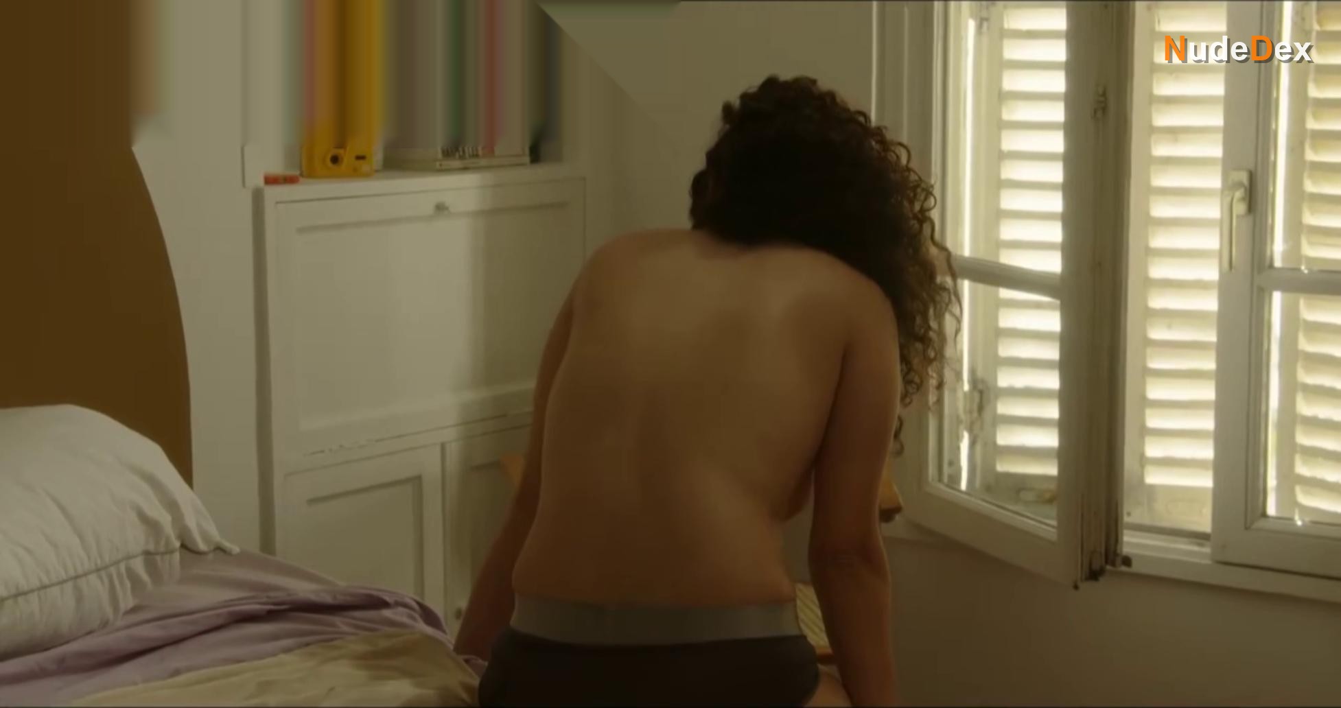 Ines Boukhelifa in Shirtless, photo 1