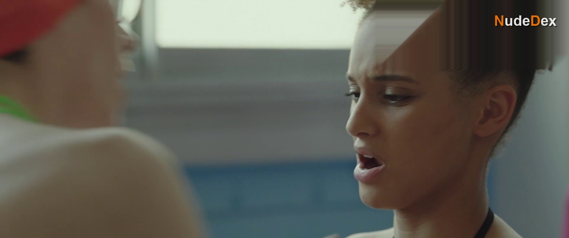Ines D'assomption in How To Make Out, photo 13