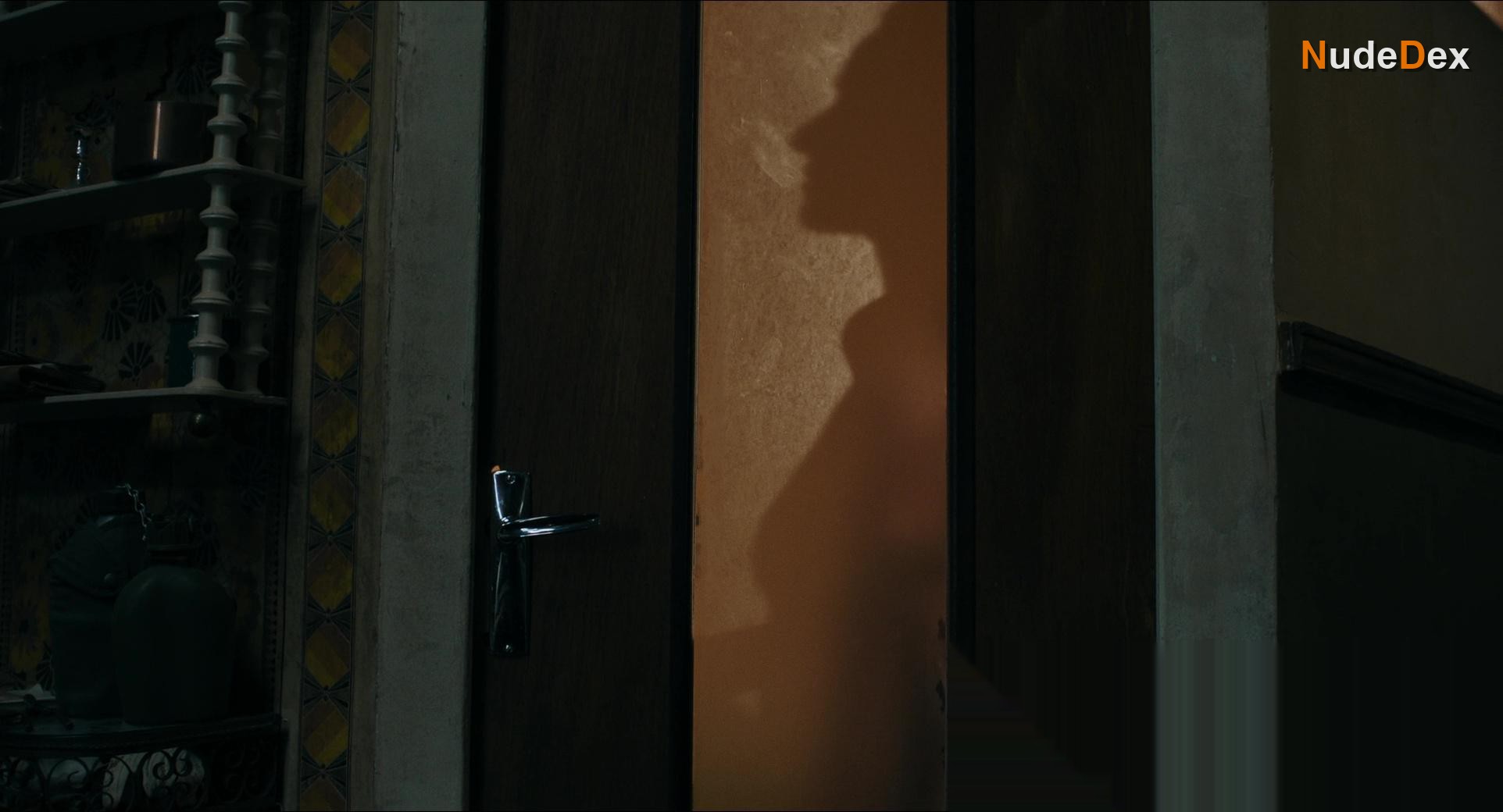Ines Melab in Monsieur Spade, photo 5
