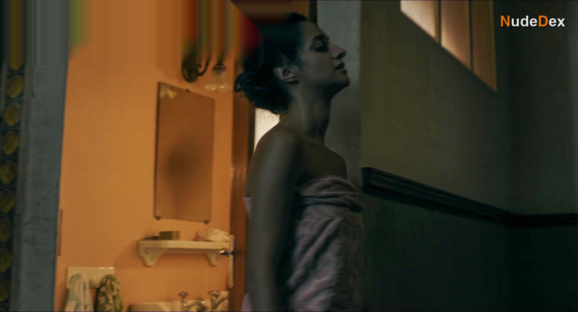 Ines Melab in Monsieur Spade, photo 7