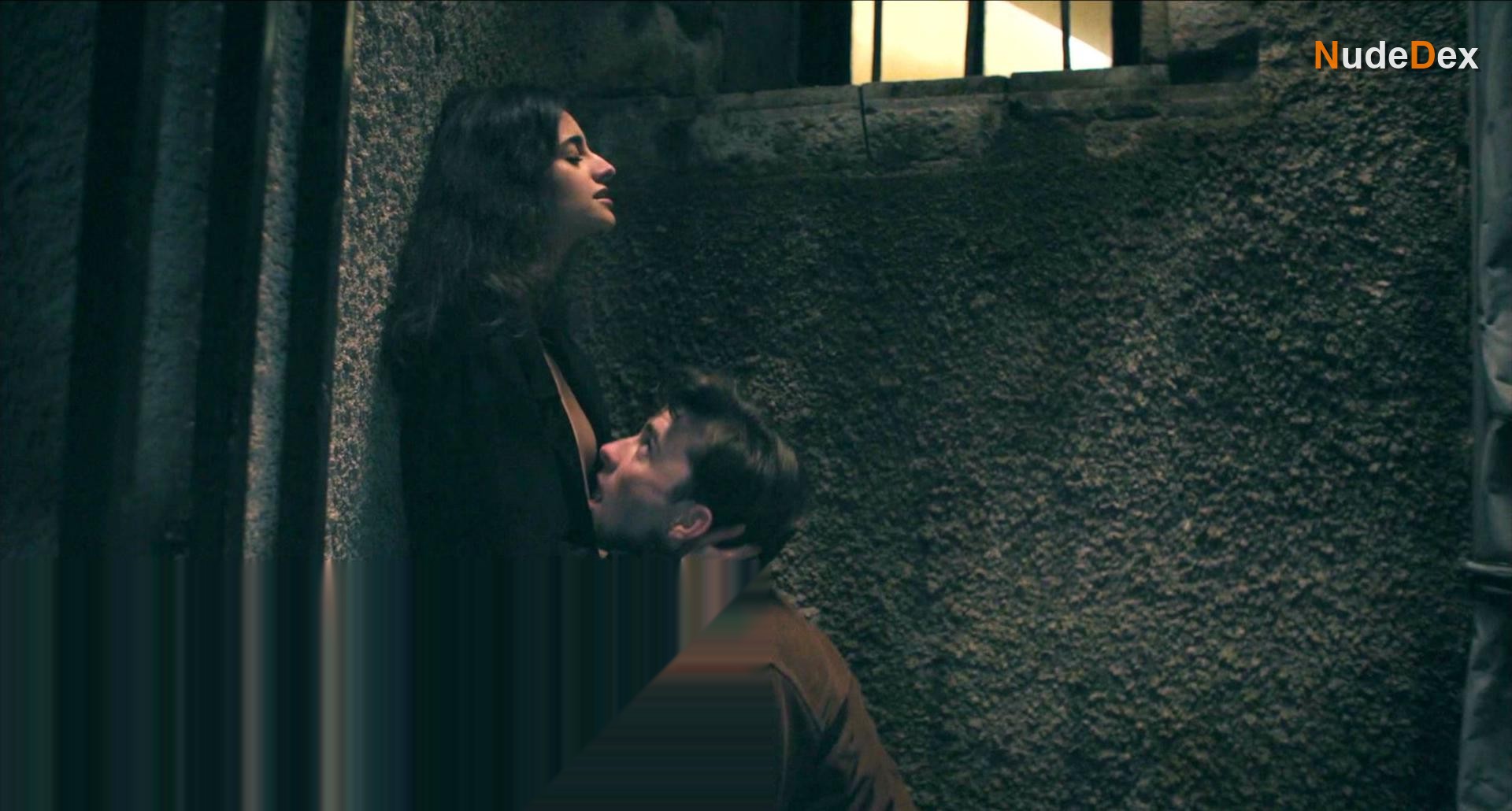 Ines Melab in Monsieur Spade, photo 12